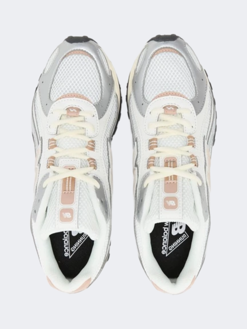 New Balance 204L Women Lifestyle Shoes Silver Metallic