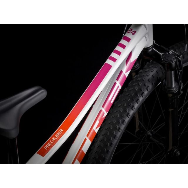 Trek Precaliber 24 8-Speed Suspension Girls Biking Bike White