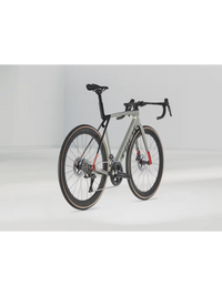 Trek Madone Sl 7 Gen 8 Ml Bike Matte Lunar Silver
