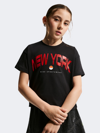 Nike Sportswear Boxy New York Girls Lifestyle T-Shirt Black