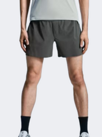 On Lightweight Men Running Short Eclipse/Black
