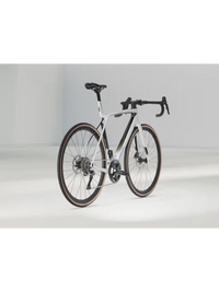 Trek Madone Sl 6 Gen 8 S Bike White Prismatic