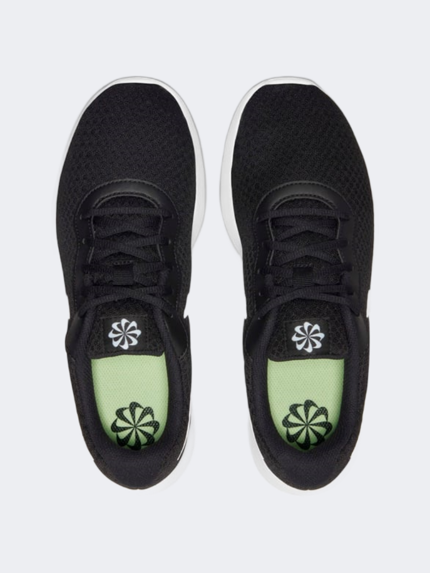 Nike Tanjun Women Lifestyle Shoes Black/White