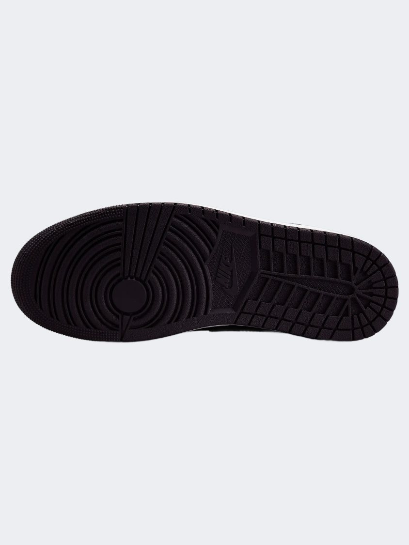 Nike Air Jordan 1 Men Lifestyle Sneakers Black/White/Red