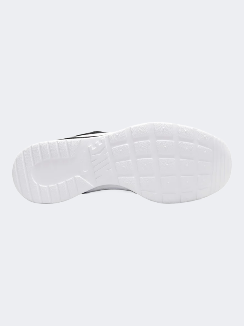 Nike Tanjun Women Lifestyle Shoes Black/White