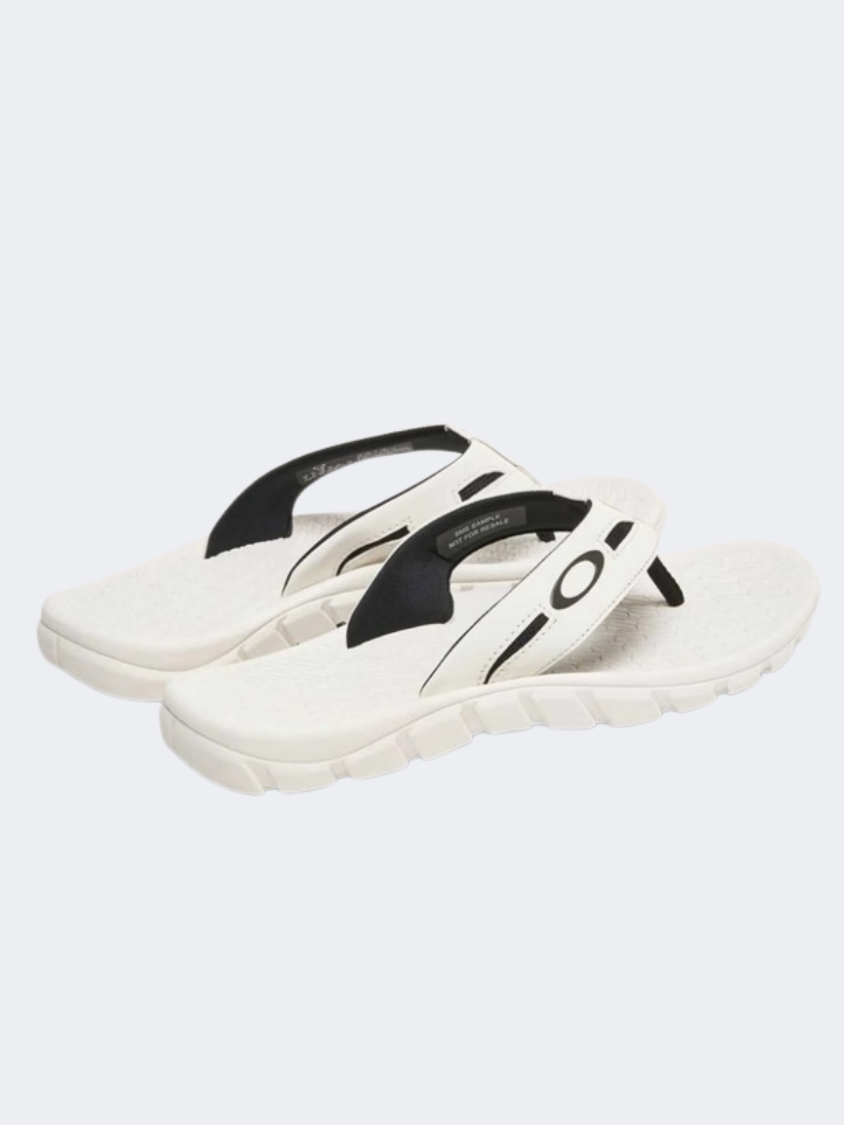 Oakley Operative 2 Men Lifestyle Slippers White/Black