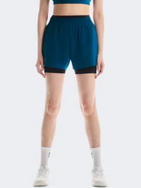 On Train Women Training Short Tempest