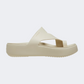 Crocs Getaway Platform Toe Loop Women Lifestyle Slippers Sandstone