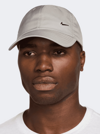 Nike Df Club Unstructured Metal Swoosh Unisex Lifestyle Cap College Grey