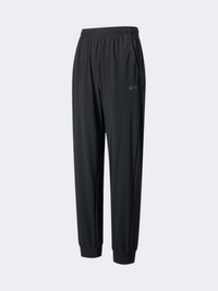 Erke Knitted Cropped Women Training Pant Black