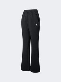 Erke Knitted Women Lifestyle Pant Black