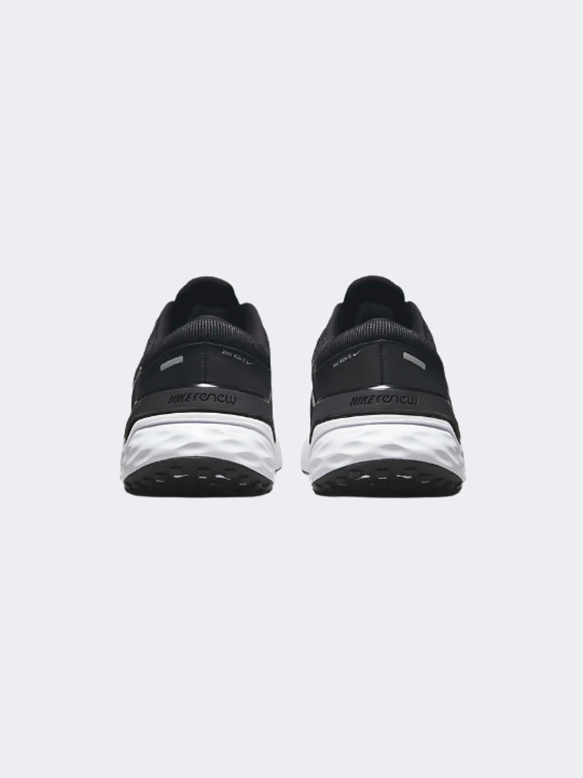 Nike Renew Run 4 Men Running Shoes Black/White